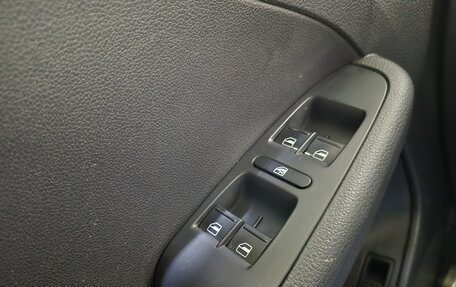 Volkswagen Jetta VI, 2012 год, 699 000 рублей, 18 фотография