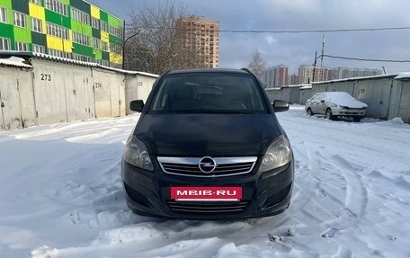 Opel Zafira B, 2012 год, 680 000 рублей, 3 фотография