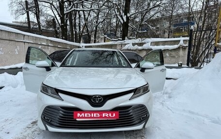 Toyota Camry, 2020 год, 3 150 000 рублей, 7 фотография