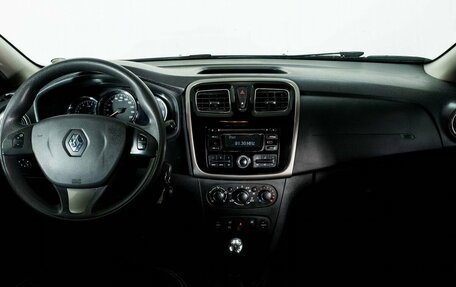 Renault Logan II, 2016 год, 688 000 рублей, 7 фотография