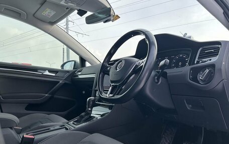 Volkswagen Golf VII, 2017 год, 1 530 000 рублей, 13 фотография