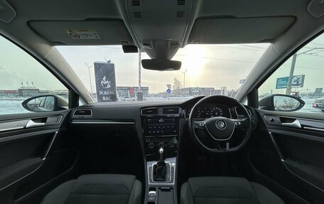 Volkswagen Golf VII, 2017 год, 1 530 000 рублей, 24 фотография