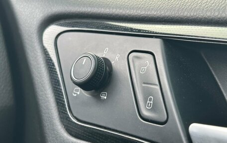 Volkswagen Golf VII, 2017 год, 1 530 000 рублей, 18 фотография