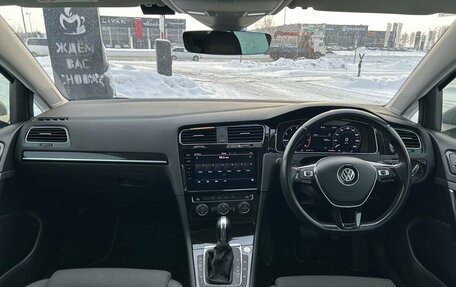 Volkswagen Golf VII, 2017 год, 1 530 000 рублей, 26 фотография