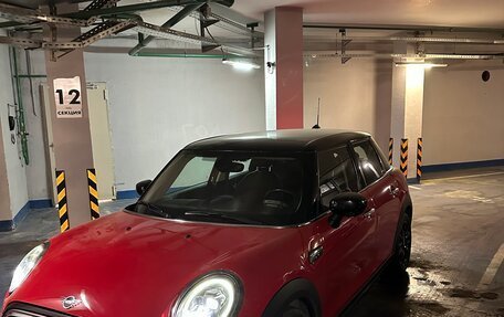 MINI Hatch, 2021 год, 2 200 000 рублей, 4 фотография