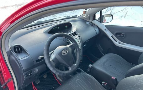 Toyota Yaris III рестайлинг, 2010 год, 418 000 рублей, 9 фотография