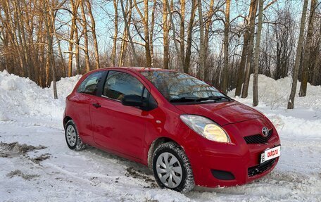 Toyota Yaris III рестайлинг, 2010 год, 418 000 рублей, 8 фотография