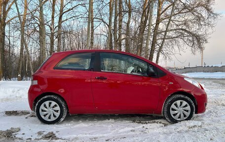 Toyota Yaris III рестайлинг, 2010 год, 418 000 рублей, 7 фотография