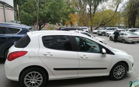 Peugeot 308 II, 2011 год, 650 000 рублей, 2 фотография