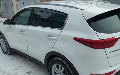 KIA Sportage IV рестайлинг, 2017 год, 2 500 000 рублей, 10 фотография