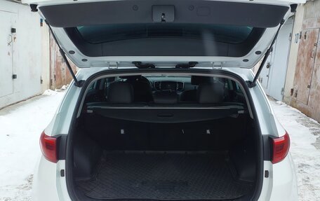 KIA Sportage IV рестайлинг, 2017 год, 2 500 000 рублей, 15 фотография