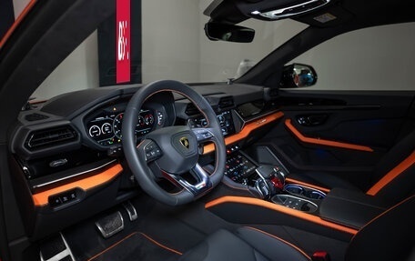 Lamborghini Urus I, 2025 год, 39 990 000 рублей, 15 фотография