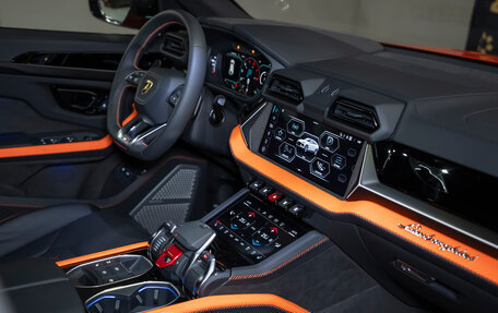 Lamborghini Urus I, 2025 год, 39 990 000 рублей, 29 фотография