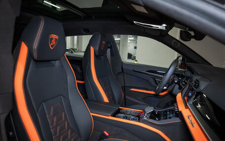 Lamborghini Urus I, 2025 год, 39 990 000 рублей, 28 фотография