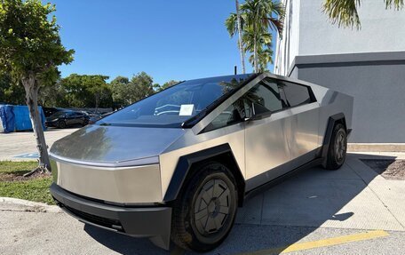 Tesla Cybertruck, 2026 год, 24 000 000 рублей, 1 фотография