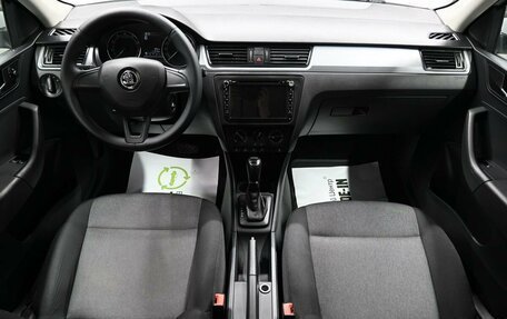 Skoda Rapid I, 2017 год, 1 295 000 рублей, 11 фотография