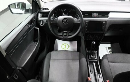 Skoda Rapid I, 2017 год, 1 295 000 рублей, 12 фотография