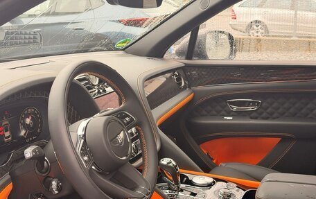Bentley Bentayga I, 2025 год, 39 500 000 рублей, 6 фотография