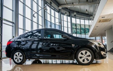 Hyundai Solaris II рестайлинг, 2015 год, 1 090 000 рублей, 8 фотография