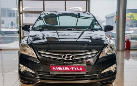 Hyundai Solaris II рестайлинг, 2015 год, 1 090 000 рублей, 2 фотография