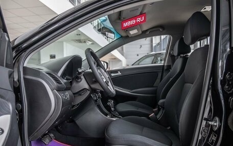 Hyundai Solaris II рестайлинг, 2015 год, 1 090 000 рублей, 17 фотография