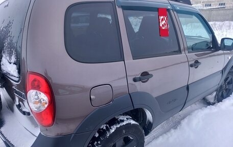 Chevrolet Niva I рестайлинг, 2019 год, 850 000 рублей, 3 фотография