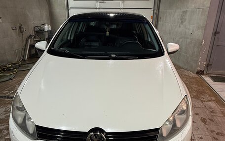 Volkswagen Golf VI, 2010 год, 980 000 рублей, 2 фотография