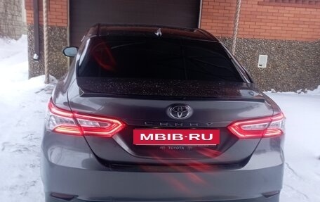 Toyota Camry, 2022 год, 3 250 000 рублей, 11 фотография