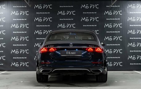 Mercedes-Benz E-Класс, 2024 год, 8 600 000 рублей, 4 фотография