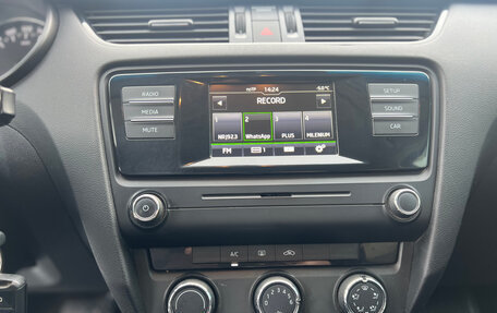 Skoda Octavia, 2015 год, 1 090 000 рублей, 13 фотография