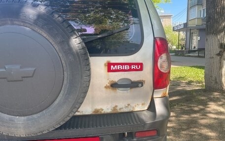 Chevrolet Niva I рестайлинг, 2012 год, 390 000 рублей, 3 фотография