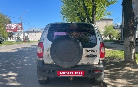 Chevrolet Niva I рестайлинг, 2012 год, 390 000 рублей, 4 фотография