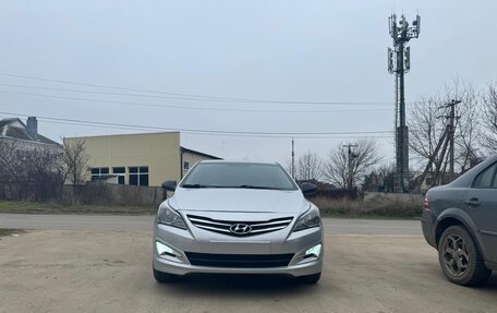 Hyundai Solaris II рестайлинг, 2015 год, 1 фотография