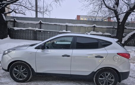 Hyundai ix35 I рестайлинг, 2015 год, 1 000 000 рублей, 10 фотография