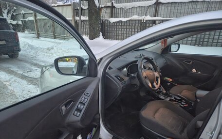 Hyundai ix35 I рестайлинг, 2015 год, 1 000 000 рублей, 12 фотография