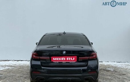 BMW 5 серия, 2021 год, 4 800 000 рублей, 6 фотография