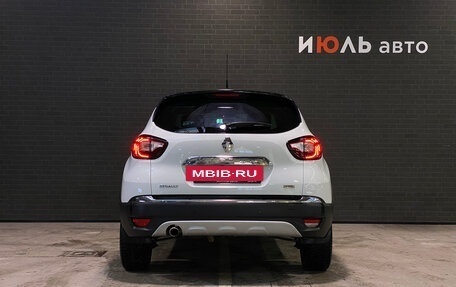 Renault Kaptur I рестайлинг, 2017 год, 1 445 000 рублей, 6 фотография