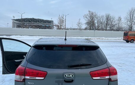 KIA Rio III рестайлинг, 2015 год, 900 000 рублей, 10 фотография