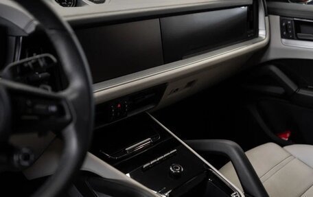 Porsche Cayenne III, 2024 год, 13 550 000 рублей, 7 фотография