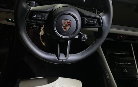 Porsche Cayenne III, 2024 год, 13 550 000 рублей, 25 фотография