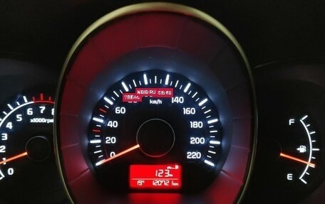 KIA Rio III рестайлинг, 2017 год, 1 093 000 рублей, 9 фотография