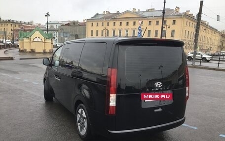 Hyundai Staria, 2023 год, 4 950 000 рублей, 5 фотография