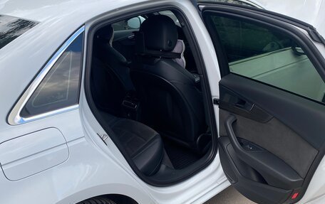 Audi A4, 2018 год, 3 950 000 рублей, 13 фотография