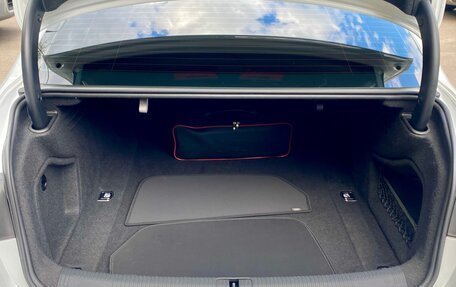 Audi A4, 2018 год, 3 950 000 рублей, 14 фотография