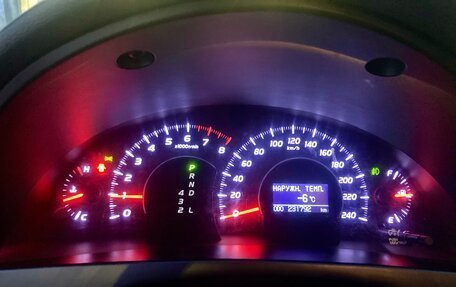 Toyota Camry, 2011 год, 1 100 000 рублей, 8 фотография