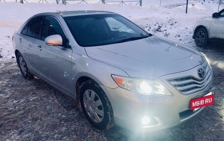 Toyota Camry, 2011 год, 1 100 000 рублей, 3 фотография
