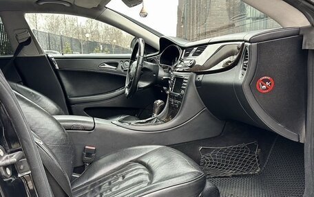 Mercedes-Benz CLS, 2005 год, 650 000 рублей, 14 фотография