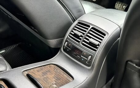 Mercedes-Benz CLS, 2005 год, 650 000 рублей, 17 фотография