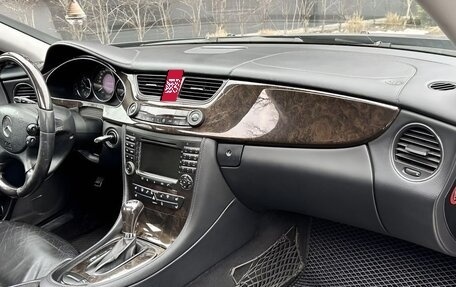 Mercedes-Benz CLS, 2005 год, 650 000 рублей, 7 фотография