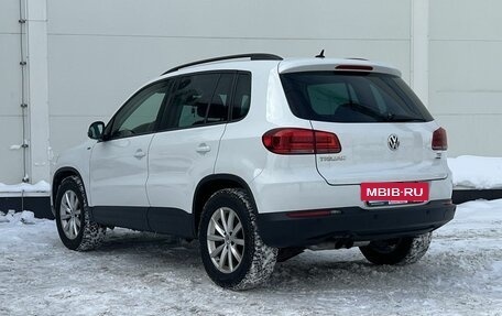 Volkswagen Tiguan I, 2015 год, 1 399 000 рублей, 5 фотография